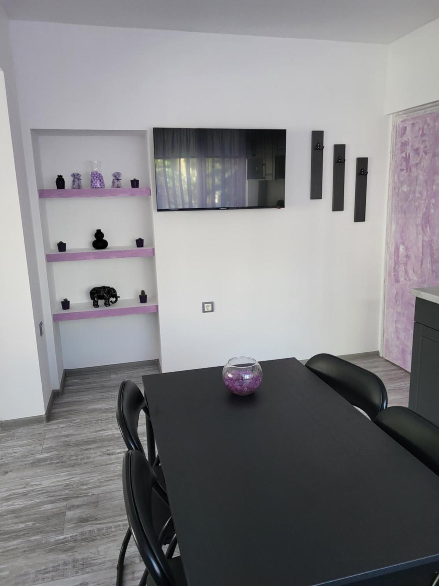 Purple Studios Weliko Tarnowo Zimmer foto